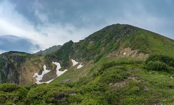 stock image The summit of Mt. Pip Ivan Marmaroszky on a cloudy summer day.