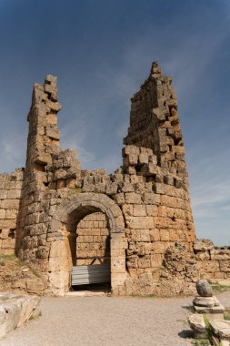 Türkiye 'nin Antalya kenti yakınlarındaki antik Anadolu kenti Perge' nin kalıntıları. Yüksek kalite fotoğraf