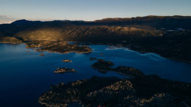 Kekova 'nın güzel manzarası. Maymun şatosunun batık şehri. Yüksek kalite fotoğraf