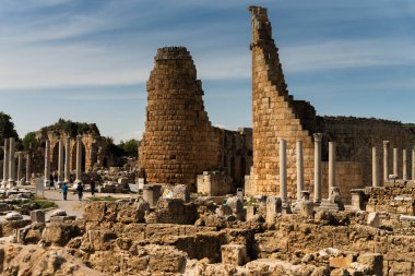 Türkiye 'nin Antalya kenti yakınlarındaki antik Anadolu kenti Perge' nin kalıntıları. Yüksek kalite fotoğraf