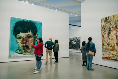 LOS ANGELES, CA - sep 2022: Los Angeles şehir merkezindeki Geniş Müze 'de. Yüksek kalite fotoğraf