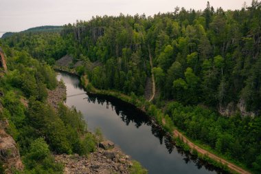 Sheguiandah, Ontario, Kanada - On Mil Noktası Ticaret Merkezi. Yüksek kalite fotoğraf