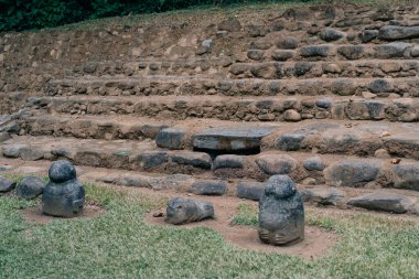 Retalhuleu 'daki Arkeoloji Parkı Takalik Abaj, Maya ve Olmeca, Guatemala - Şubat 2023. Yüksek kalite fotoğraf