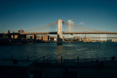 17. rıhtımdan Brooklyn Köprüsü manzarası. Yüksek kalite fotoğraf