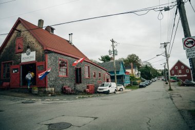 Lunenburg, NS, Kanada - sep 2022 UNESCO dünya mirası tarihi şehir merkezinde. Yüksek kalite fotoğraf