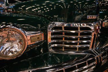 İstanbul, Türkiye - Mart 2023 Bir 1938 Lincoln Zephyr yorumu. Yüksek kalite fotoğraf