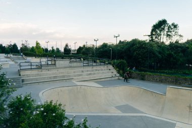 Santa Fe, Meksika 'daki kaykay parkı. Nisan 2023. Yüksek kalite fotoğraf