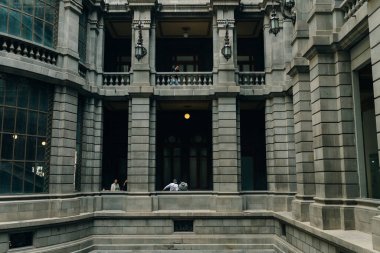 Mexico City 'deki Müze Nacional de Arte MUNAL eski İletişim Sarayı Stariways - Mayıs 2023. Yüksek kalite fotoğraf