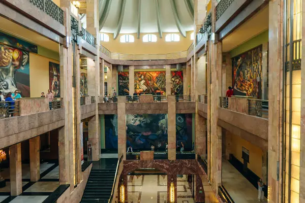Mexico City, Meksika - Mayıs 2023 Palacio de Güzellik Sanatları Sarayı. Yüksek kalite fotoğraf