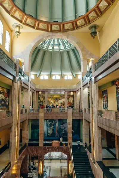 Mexico City, Meksika - Mayıs 2023 Palacio de Güzellik Sanatları Sarayı. Yüksek kalite fotoğraf