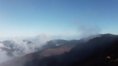 Maui, Hawaii, ABD - Temmuz 2021 - Maalaea Limanı panoramik manzarası. - Evet. Yüksek kalite 4k görüntü