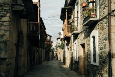 Molinaseca, İspanya 'nın Leon bölgesinin El Bierzo bölgesinde yer alan bir köy ve belediyedir. Yüksek kalite fotoğraf