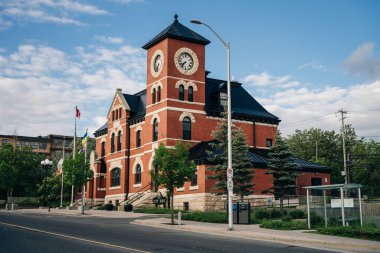 Kenora, Ontario 'nun yaz günbatımında görüntüsü. Kanada - Mayıs 2023. Yüksek kalite fotoğraf