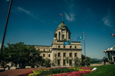 QUEBEC ŞEHRİ, CANADA - HAZİRAN 2022 Quebec şehrinin antik mimarisi. Yüksek kalite fotoğraf