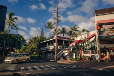 LAHAINA, HI - dec, 2020 - Eski bir misyoner kasabası ve Honolulu 'dan önce Hawaii' nin başkenti olan Lahaina 'daki tarihi binaların görüntüsü ve Maui adasındaki küresel balina avcılığı endüstrisinin merkezi.