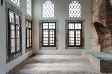 İstanbul, Türkiye - Ocak 2023 İç İşleri ve Topkapı mutfak pavyonlarında sergiler. Yüksek kalite fotoğraf