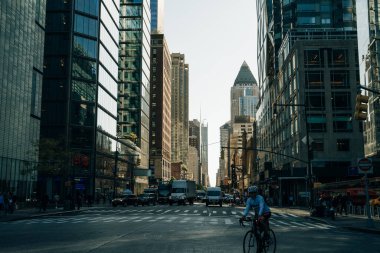 New York, ABD - 12 Ekim 2022 New York şehir merkezindeki ünlü Times Meydanı. Yüksek kalite fotoğraf