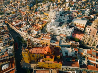 Meksika 'daki katedralli Guanajuato' nun havadan görünüşü. Yüksek kalite fotoğraf