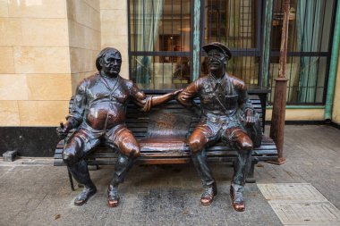 TBILISI, GEORGIA - Mayıs 2023 Tiflis 'te sokakta küçük bir heykel. Yüksek kalite fotoğraf