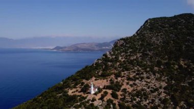 Lycian Yolu 'ndaki Gelidonya deniz fenerinin havadan görünüşü. Yüksek kalite 4k görüntü