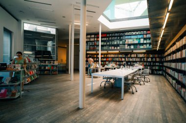 Buenos Aires, Arjantin - 2 Aralık 2023 Fundacion Proa, La Boca 'nın turistik mahallesindeki özel sanat merkezi. Yüksek kalite fotoğraf