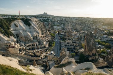 Kapadokya 'daki Goreme Ulusal Parkı' ndaki eski bir kasaba. Yüksek kalite fotoğraf