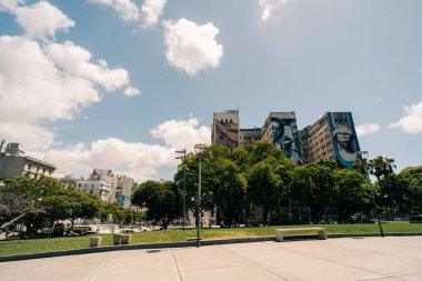 Buenos Aires, Arjantin - Bölüm 17, 2023 De Clinicas De San Martin Hastanesi Boyalı Duvar Cephesi. Yüksek kalite fotoğraf