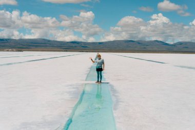 Salinas Grandes, Jujuy, Arjantin 'de lityum çıkarma havuzu. Yüksek kalite fotoğraf