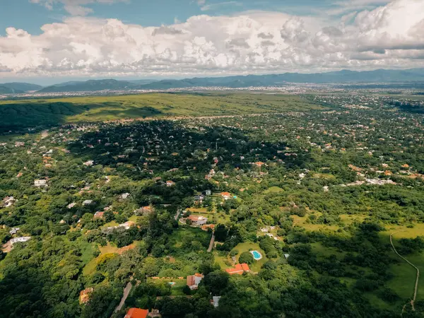 San Lorenzo 'nun Salta, Arjantin' deki hava manzarası. 3. Yüksek kalite fotoğraf