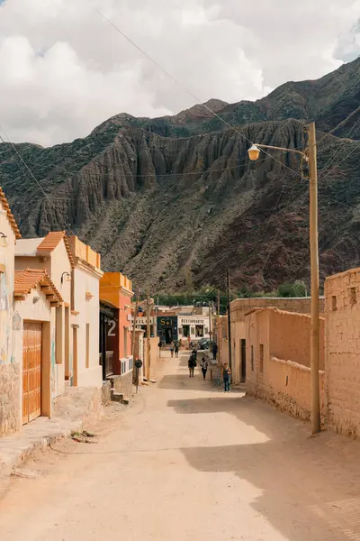 Güney Amerika 'nın Jujuy Eyaleti' ndeki Purmamarca kasabası - 2 Mart 2024. Yüksek kalite fotoğraf