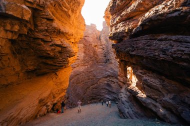 Quebrada de las Conchas, Cafayate, Arjantin 'deki doğal amfi tiyatro. Yüksek kalite fotoğraf