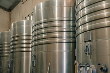 Kuzey Arjantin 'de modern bir şaraphane. Yüksek kalite fotoğraf