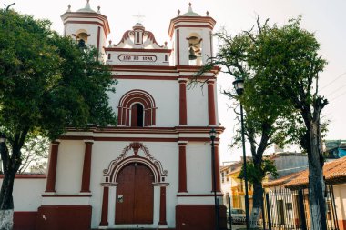 Kilise Templo de la Transfigacion del Senor, San Cristobal de las casas - Mayıs 2023. Yüksek kalite fotoğraf