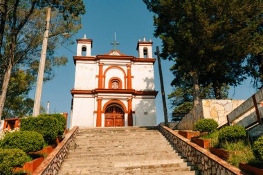 SAN CRISTOBAL DE LAS CASAS, MEXICO - Mayıs 2023 San Cristobalito Kilisesi. Yüksek kalite fotoğraf