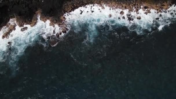 Luftlinie Küste Felsigen Wellen Hawaii Big Island Die Größte Vulkanische — Stockvideo