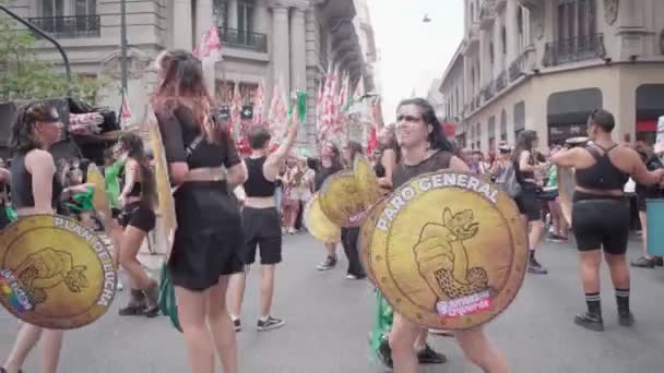 Ομάδα Γυναικών Στη Διαδήλωση Της 8Ης Μαρτίου Στο Μπουένος Άιρες — Αρχείο Βίντεο