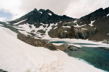 Laguna 5 Cinco Hermanos Ushuaia, Tierra del Fuego, Arjantin 'de. Yüksek kalite fotoğraf