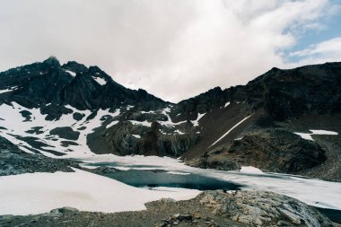 Laguna 5 Cinco Hermanos Ushuaia, Tierra del Fuego, Arjantin 'de. Yüksek kalite fotoğraf