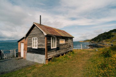 Tierra del Fuego Ulusal Parkı, Ushuaia, Arjantin 'de La Estancia Tüneli yolu. Yüksek kalite fotoğraf