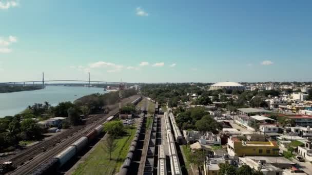 メキシコの貨物列車の運送車両の空中視界 — ストック動画