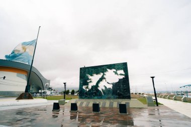 Ushuaia, Arjantin - 2 Aralık 2023 Ushuaia şehrinin merkezi. Yüksek kalite fotoğraf