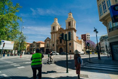 2 Mayıs 2024 'te Murcia, İspanya' nın eski ev ve caddelerinin resimli görüntüsü. Yüksek kalite fotoğraf