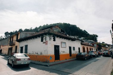 San Cristobal de las Casas, Chiapas, Meksika - 2 Nisan 2024 Sokak manzarası. Yüksek kalite fotoğraf