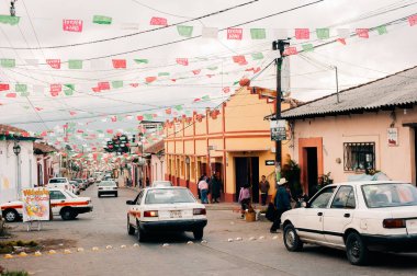 San Cristobal de las Casas, Chiapas, Meksika - 2 Nisan 2024 Sokak manzarası. Yüksek kalite fotoğraf