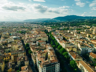 Floransa, Toskana, İtalya 'daki Santa Maria del Fiore katedralinin hava manzarası. Yüksek kalite fotoğraf