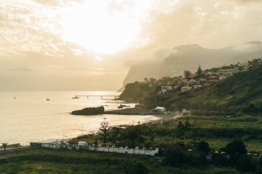 Praia Formosa, Funchal, Madeira, Portekiz - 2 Mayıs 2024. Yüksek kalite fotoğraf