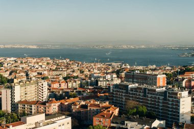 Lizbon, Portekiz, Amoreiras 360 panoramik terastan dürbünüyle. Yüksek kalite fotoğraf