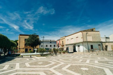Sant 'Antioco, Sardinya, İtalya sokaklarının manzarası. Yüksek kalite fotoğraf