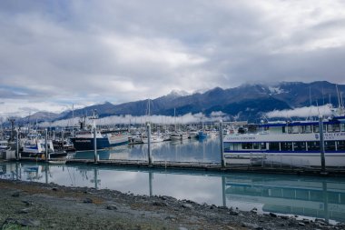 VALDEZ, ALASKA - Bölüm 27, 2024 Balıkçılık Limanı. Valdez çok önemli bir limandır, ABD 'nin en kuzeydeki limanıdır ve donmaz. Yüksek kalite fotoğraf