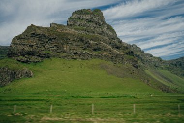 Lomagnupur, İzlanda 'nın güney kıyısında bir dağ. Yüksek kalite fotoğraf